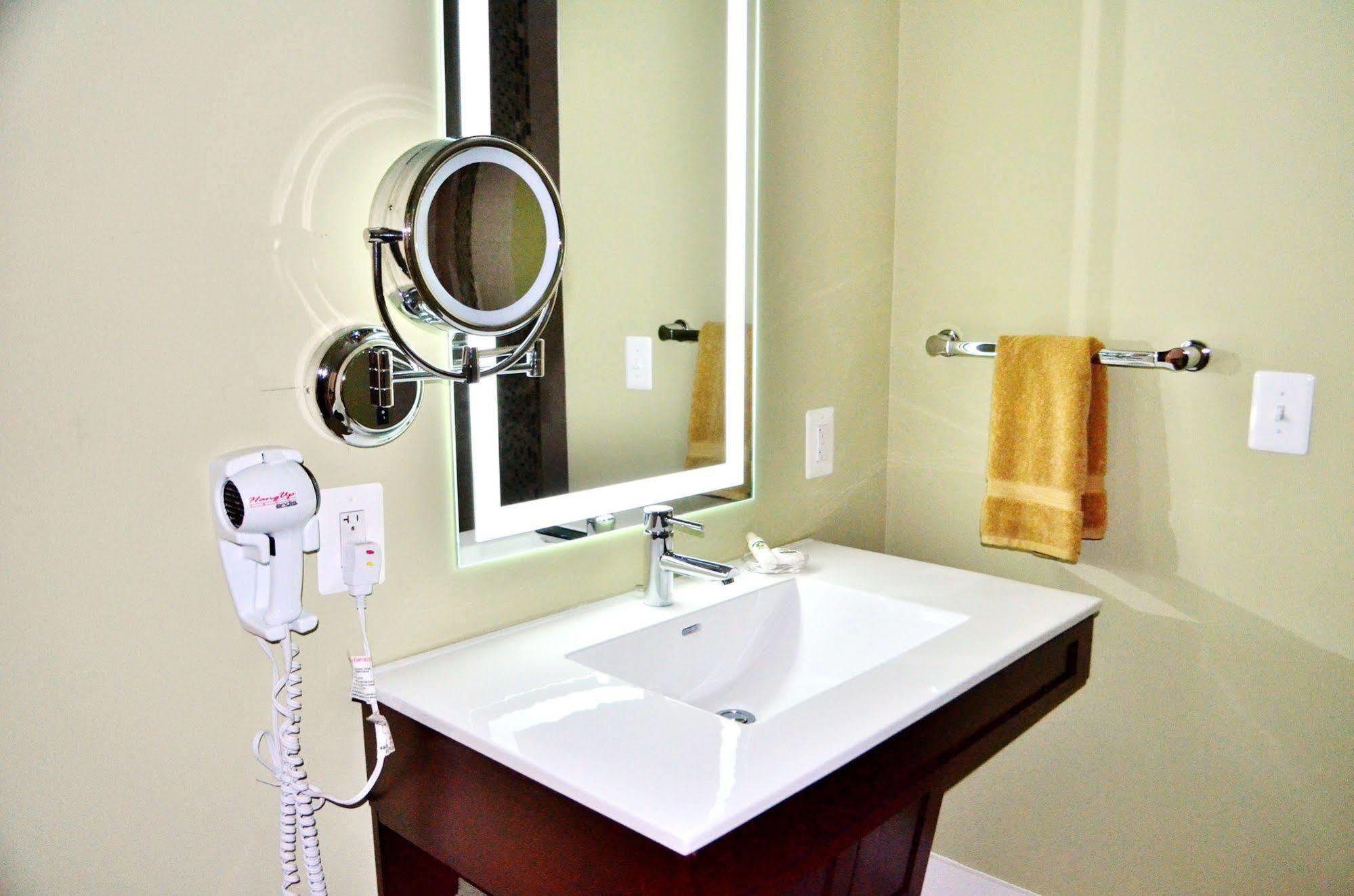 Culpeper Center Suites Luaran gambar
